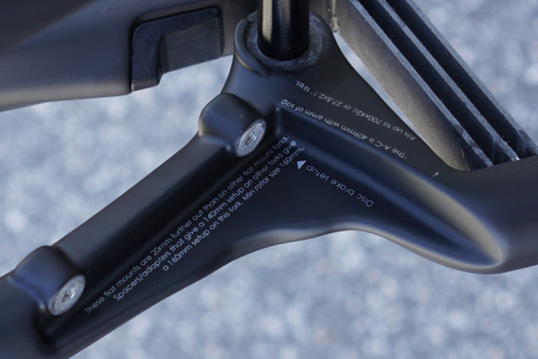 lauf grit leaf spring suspension fork for gravel bikes