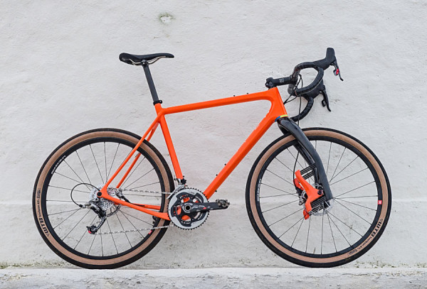 lauf grit gravel road bike leaf spring suspension fork