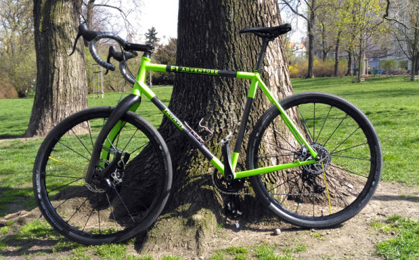 lauf grit gravel road bike leaf spring suspension fork
