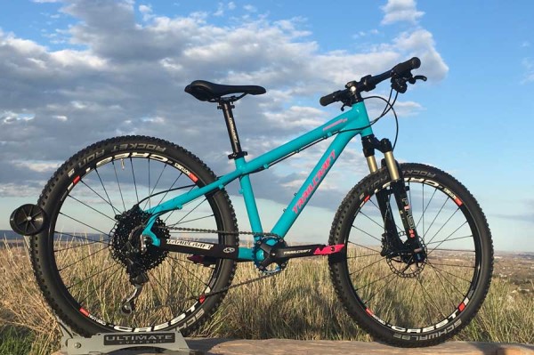 trailcraft-cycles-youth-mtb-1x10-wide-range-gearing-1
