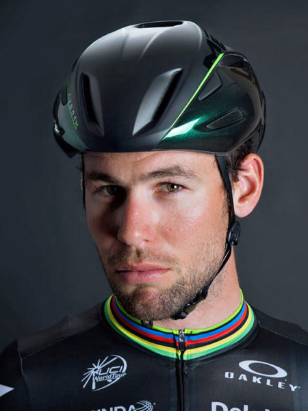 MET-manta_Cvndsh_special-edition_aero-road-helmet_front