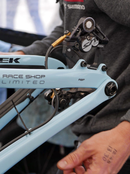 Trek-Session-RSL_Rachel-Atherton-pro-DH-bike_pro-wrench