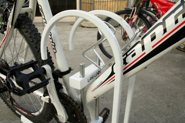 Laki lock, lock bar