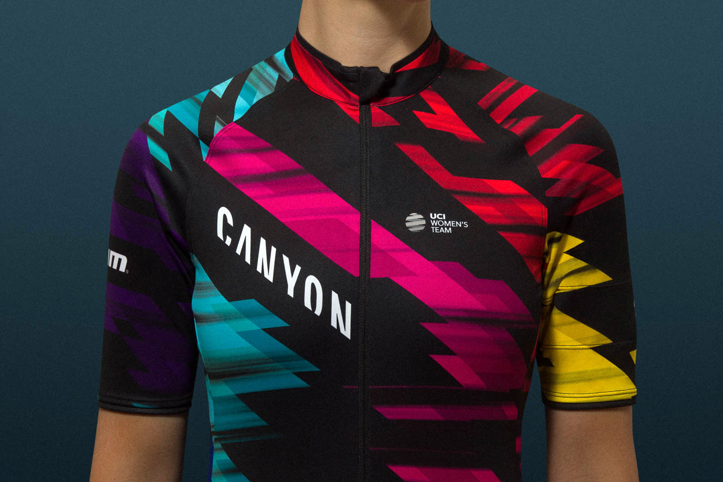 Rapha celebrates women pros with La Révolution, plus Canyon//SRAM gear now for women & men