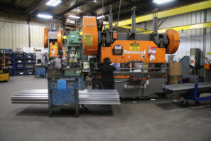 Saris Super clamp review factory tour usa america built made-23