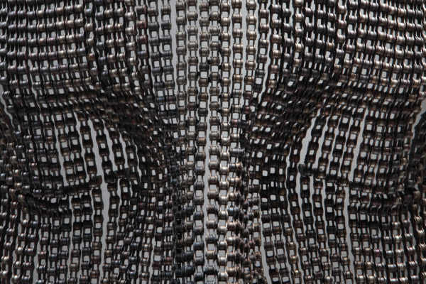 Young-Deok-Seo_chain-sculpture_Meditation-6-detail