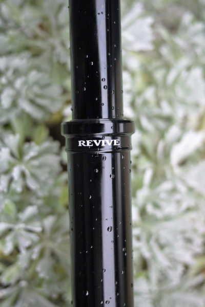 BikeYoke_Revive-alternative-hydraulic-lockout-dropper-seatpost_slider