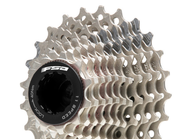 FSA_K-Force-WE_wireless-electronic-road-drivetrain-component-group_cassette