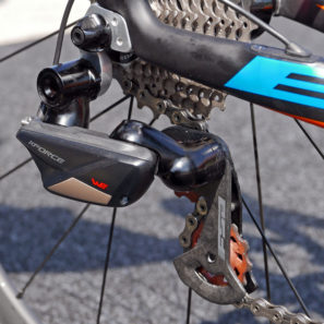 FSA_K-Force-WE_wireless-electronic-road-drivetrain-component-group_dual-pivot-brakes_rear-derailleur