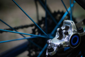 Otso Voytek fat bike plus hard tail carbon narrow q factor wolf tooth components wtc-43