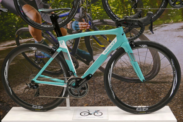ridley_jane-sl_aero-womens-road-race-bike_mint-green