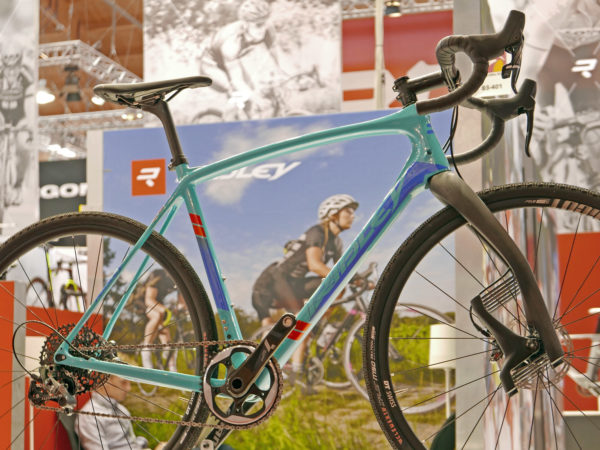 ridley_x-trail_carbon-gravel-road-bike_lauf-fork-option_low