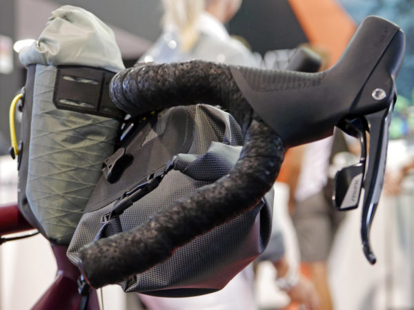 ritchey_wcs-venturemax-bar_flared-ergo-road-gravel-cross-adventure-drop-handlebar_drops-profile