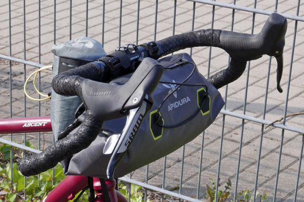 ritchey_wcs-venturemax-bar_flared-ergo-road-gravel-cross-adventure-drop-handlebar_on-bike