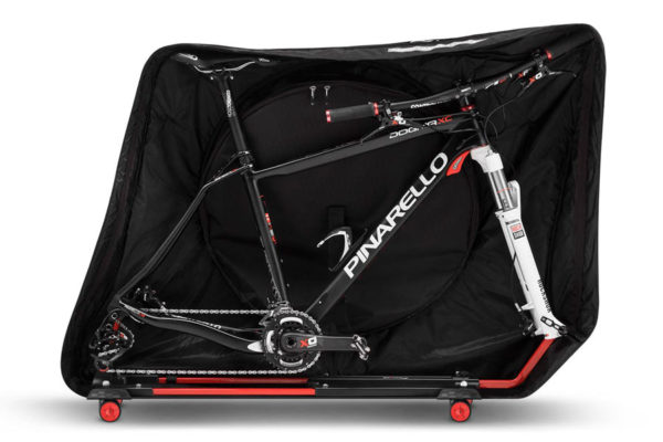 Scicon Aerocomfort 3 bicycle travel case keeps handlebars and saddle installed