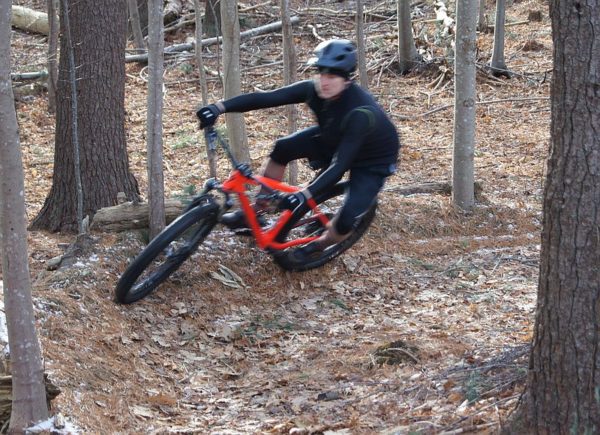 Specialized Fuse 6fattie Carbon 275plus trail hardtail mountain bike review