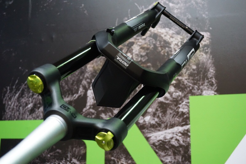 TPE17: DVO adds “budget” enduro fork, new dual crown DH, and shocks for Specialized mountain bikes