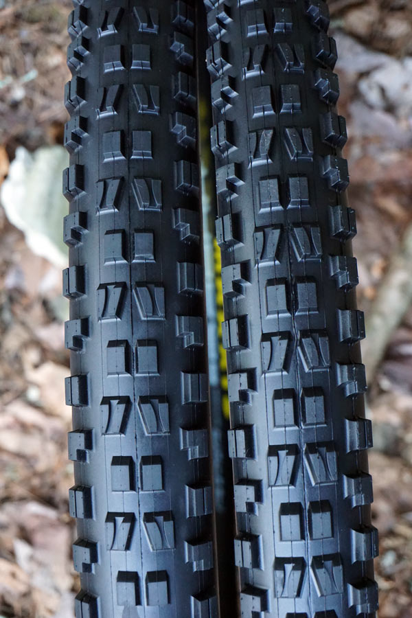 maxxis minion 2.6" wide tires higher volume lower pressures