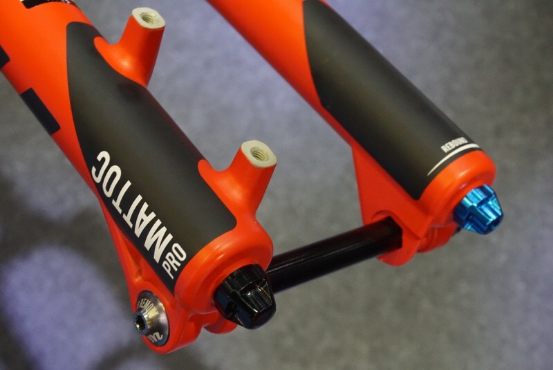 2018 Manitou Mattoc Pro enduro trail mountain bike suspension fork 2018 Manitou Mattoc Pro enduro trail mountain bike suspension fork