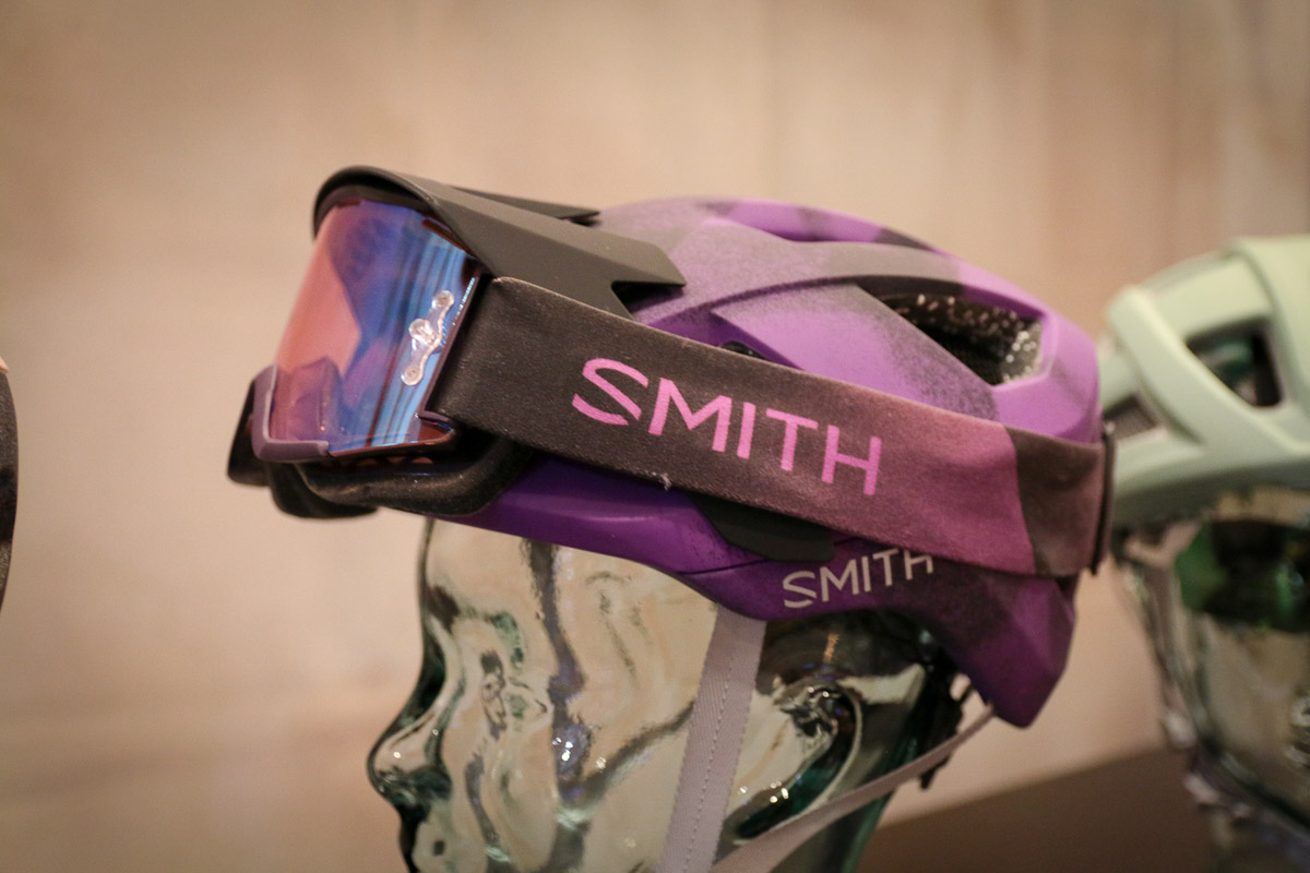 IB17: Smith Network and Session fit in as new mid-level MIPS & Koroyd equipped helmets