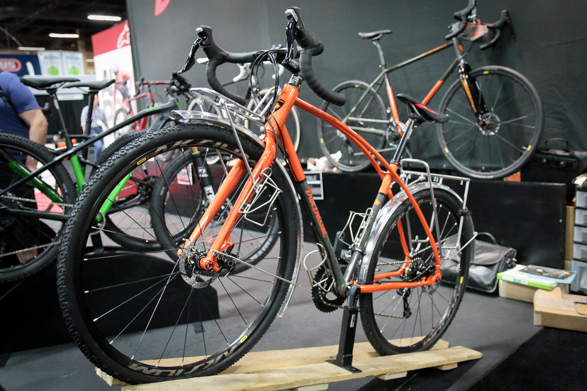 IB17: Van Dessel upgrades all the things with WTF Limited, SpeedRelease forks and frames, Country Bob, more