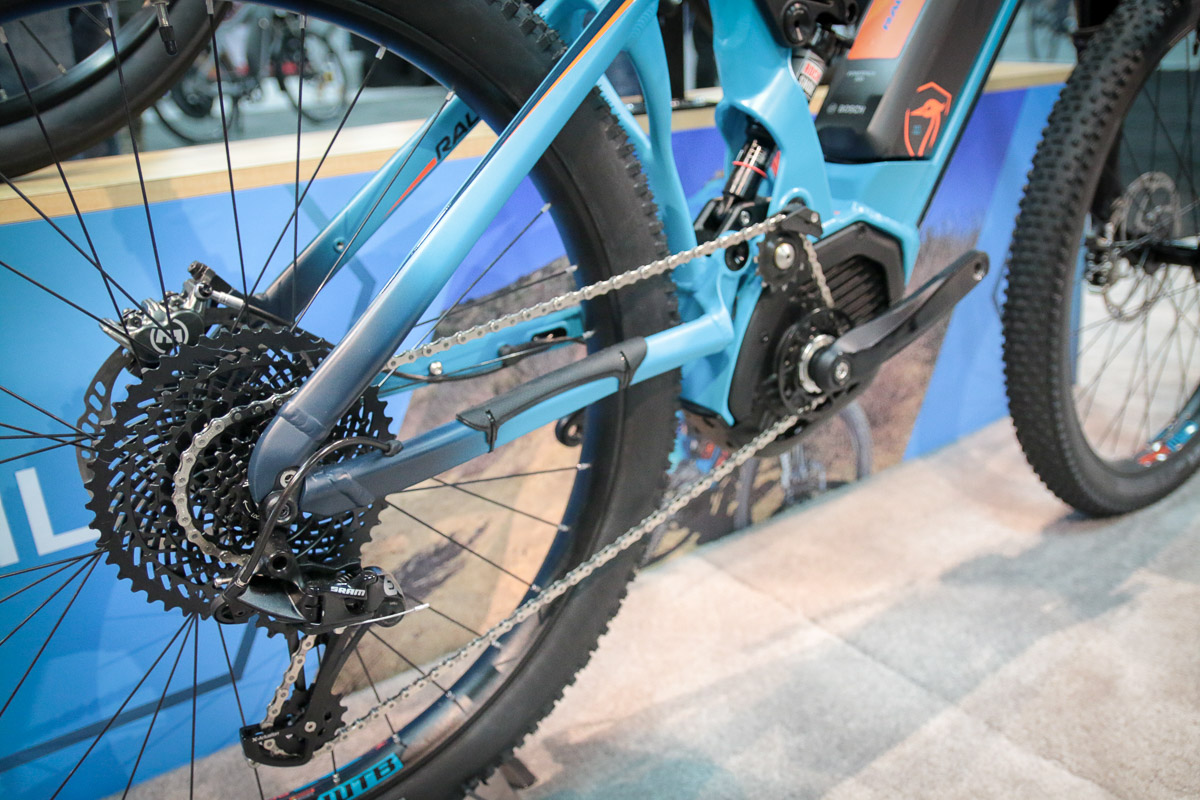 IB17 E-Bike Round Up: New tech from Bosch, plus bikes from Haibike, Raleigh, and iZip