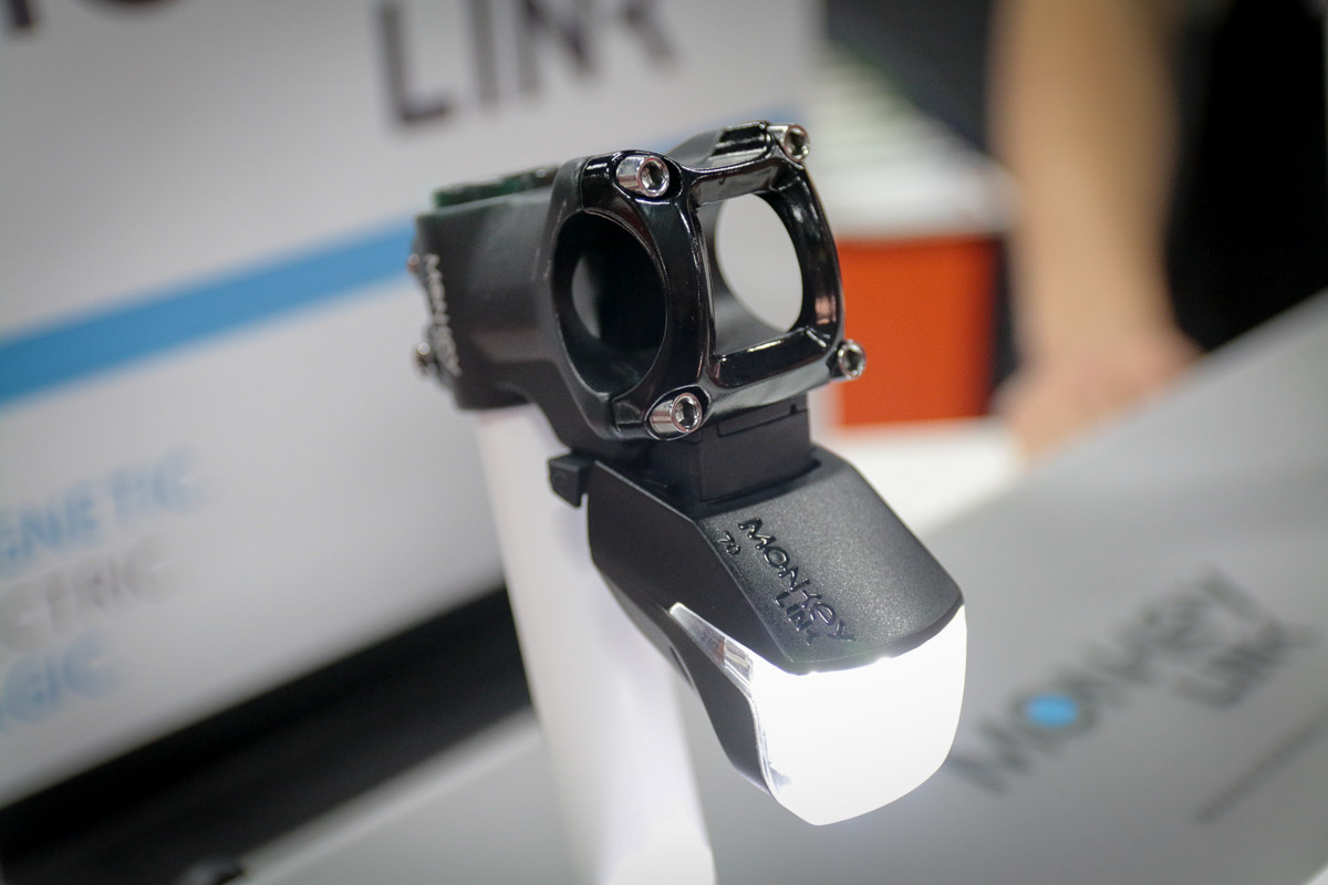 IB17: SKS Monkey Link collaboration could revolutionize light and fender mounts, plus new SKS liquids, and more