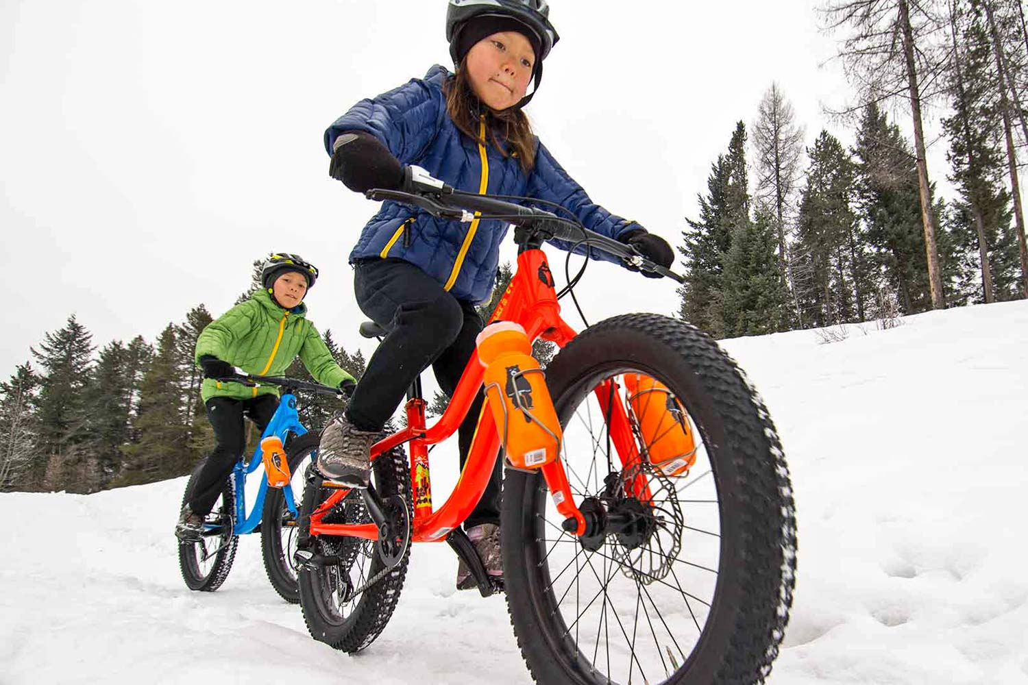 Salsa Timberjack kids mountain bikes hit trail on plus sized 20″ & 24″ wheels