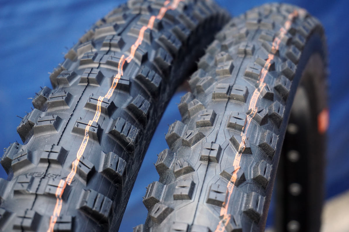 old and new hans dampf super trail tires