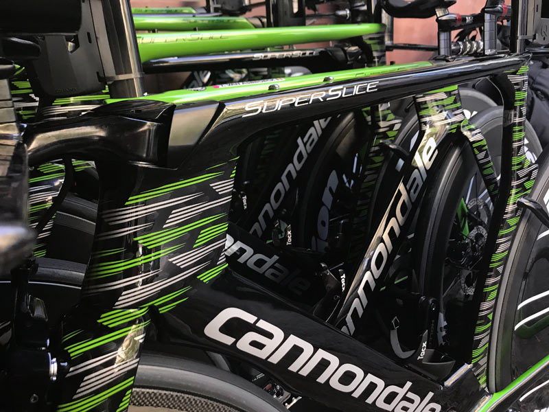 2018 Giro D-Italia pro bike check Drapac Cannondale Super Slice Disc TT race bike
