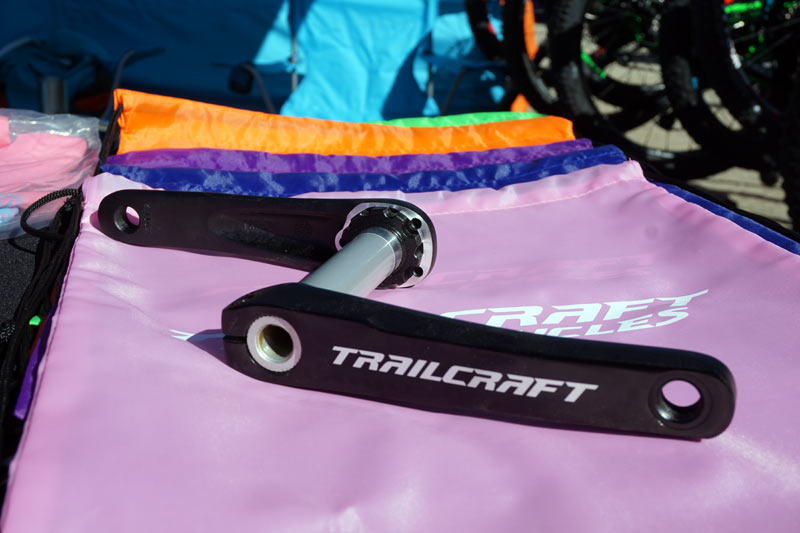 trailcraft high end kids mountain bikes get stans rims with matching color graphics