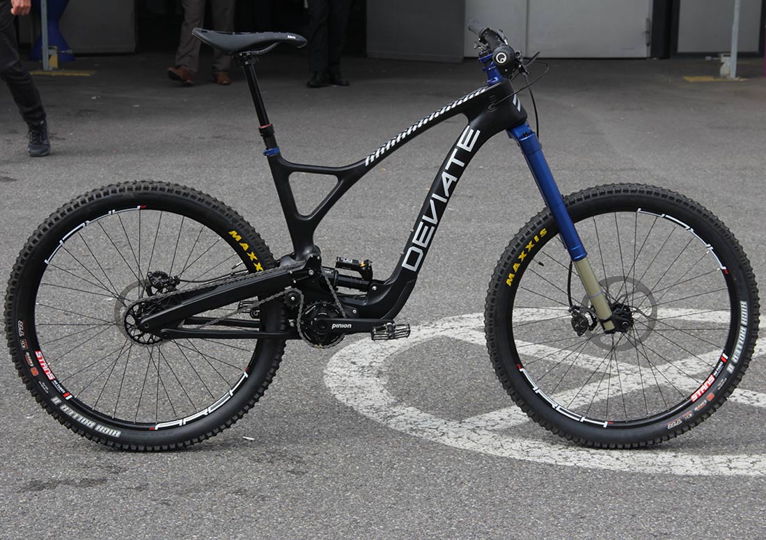 Eurobike18DeviateGuidePinionGearboxCarbonIntendForks