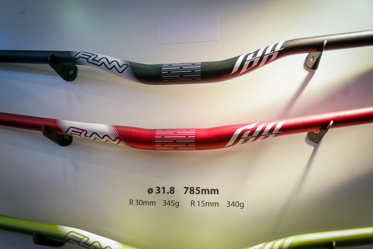 EB18: UpDown Funn dropper post gets better performance, new stems, bars, more
