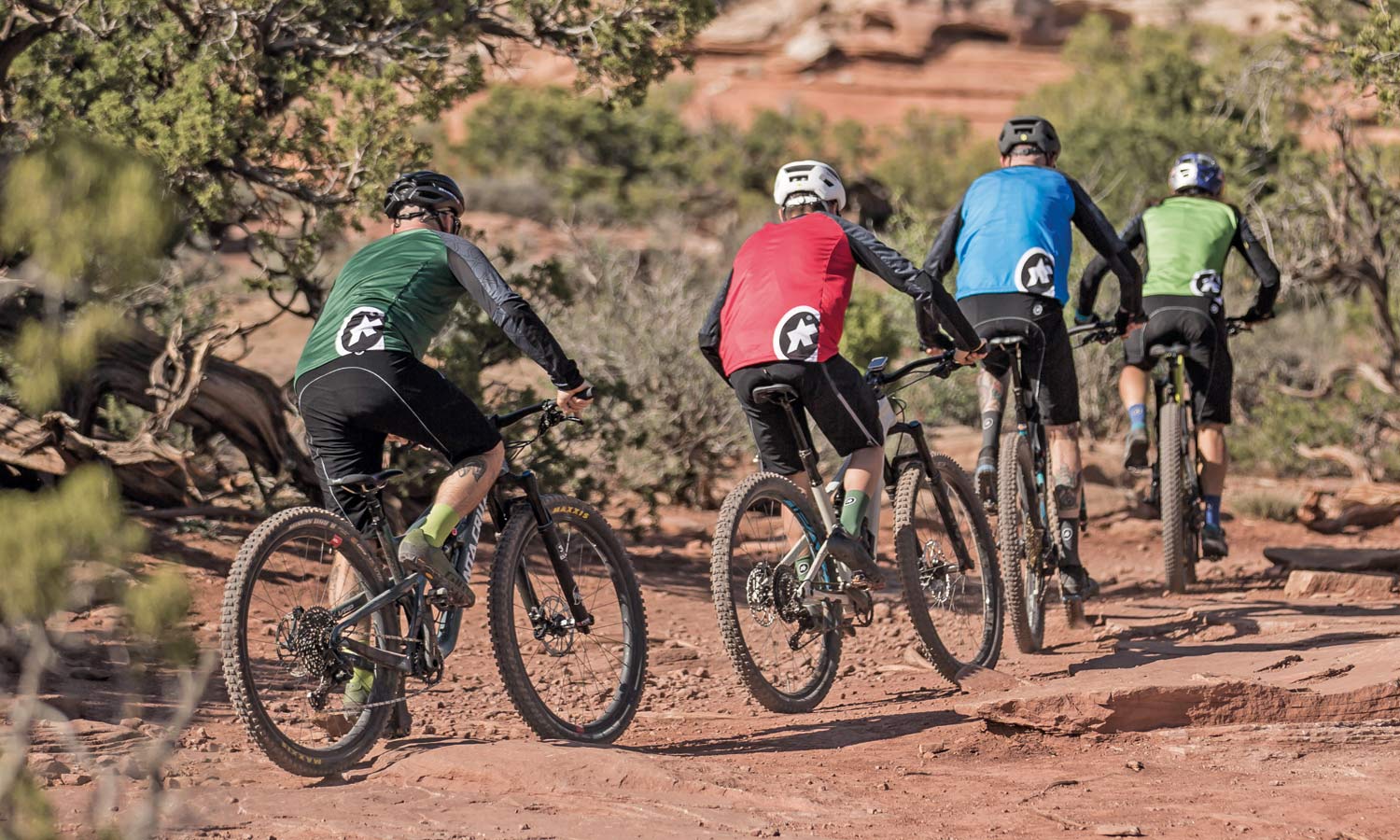 2019 Assos Trail kit trail-riding all-mountain bike clothing gear