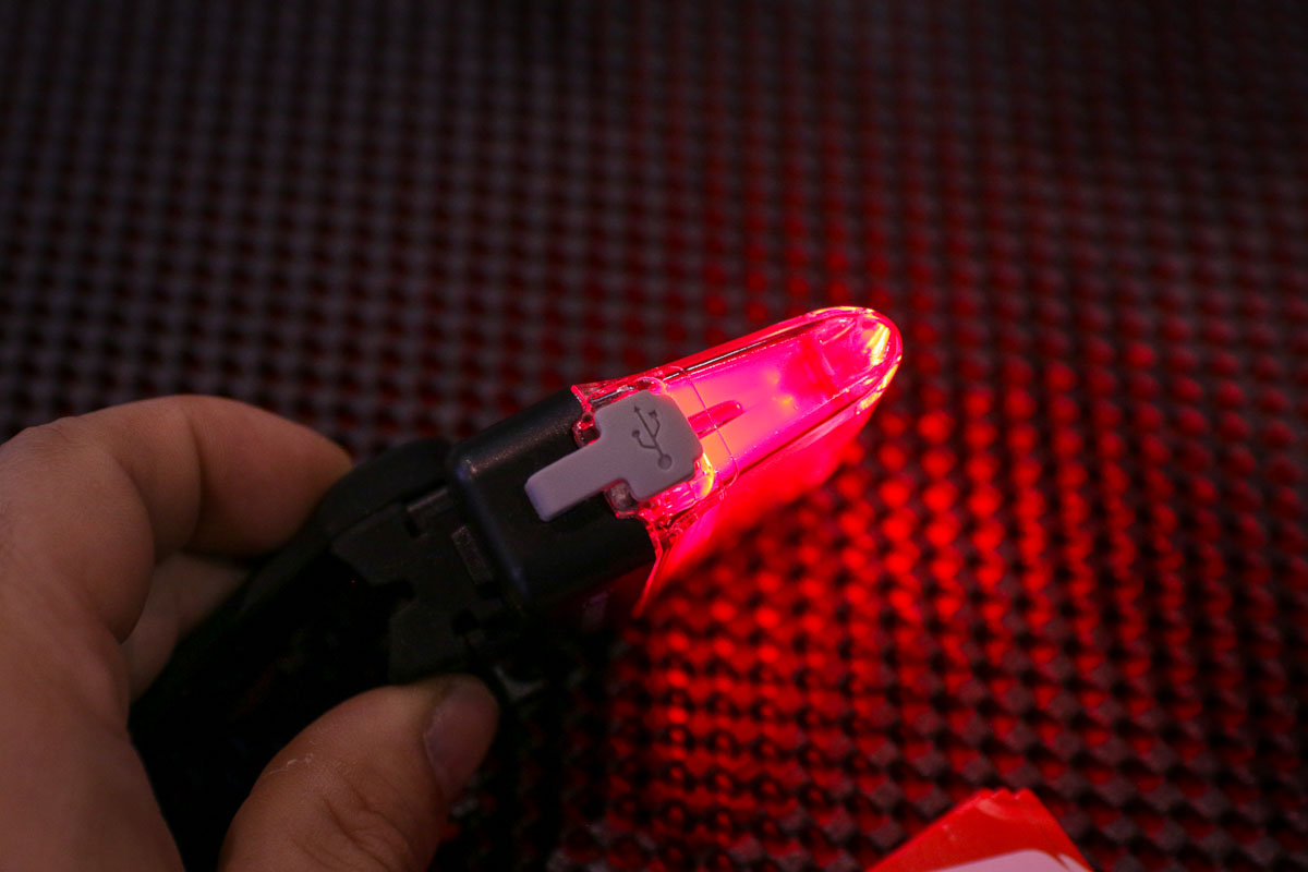 Niterider Sentry Aero 260 taillight is super visible + Lumina Dual 1800 prototype