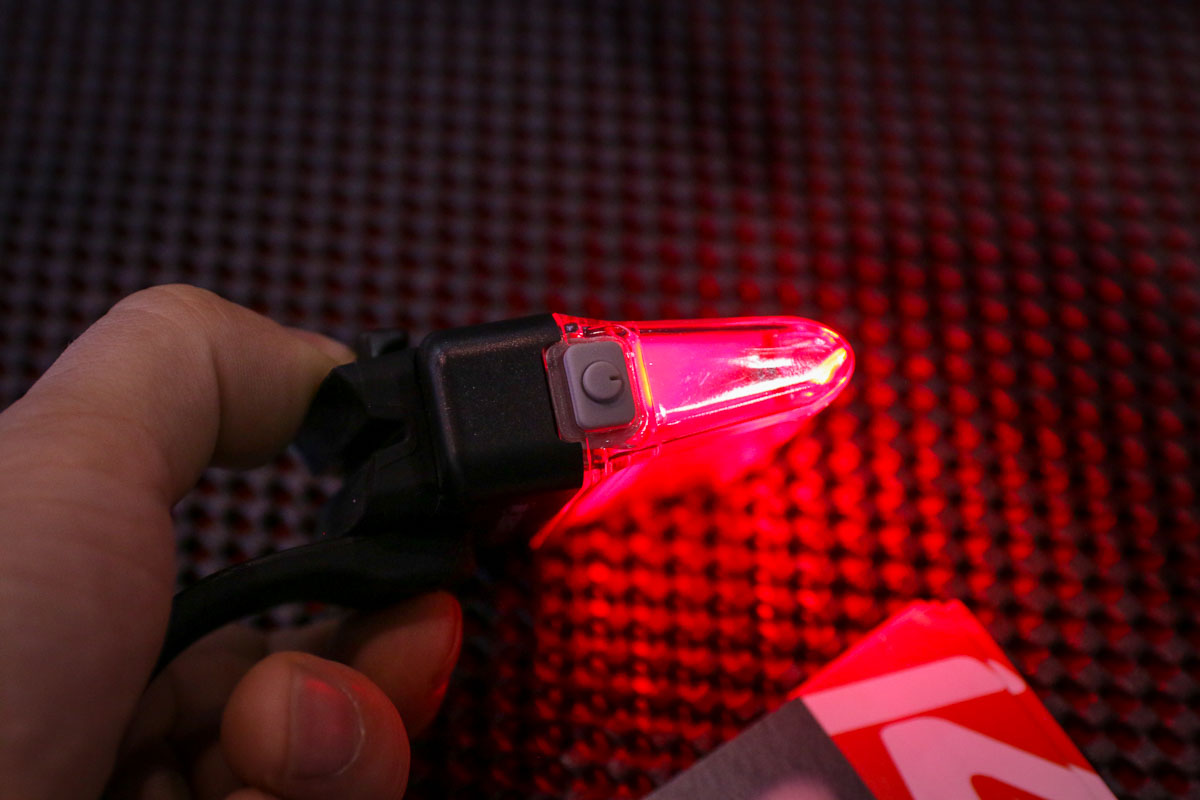 Niterider Sentry Aero 260 taillight is super visible + Lumina Dual 1800 prototype