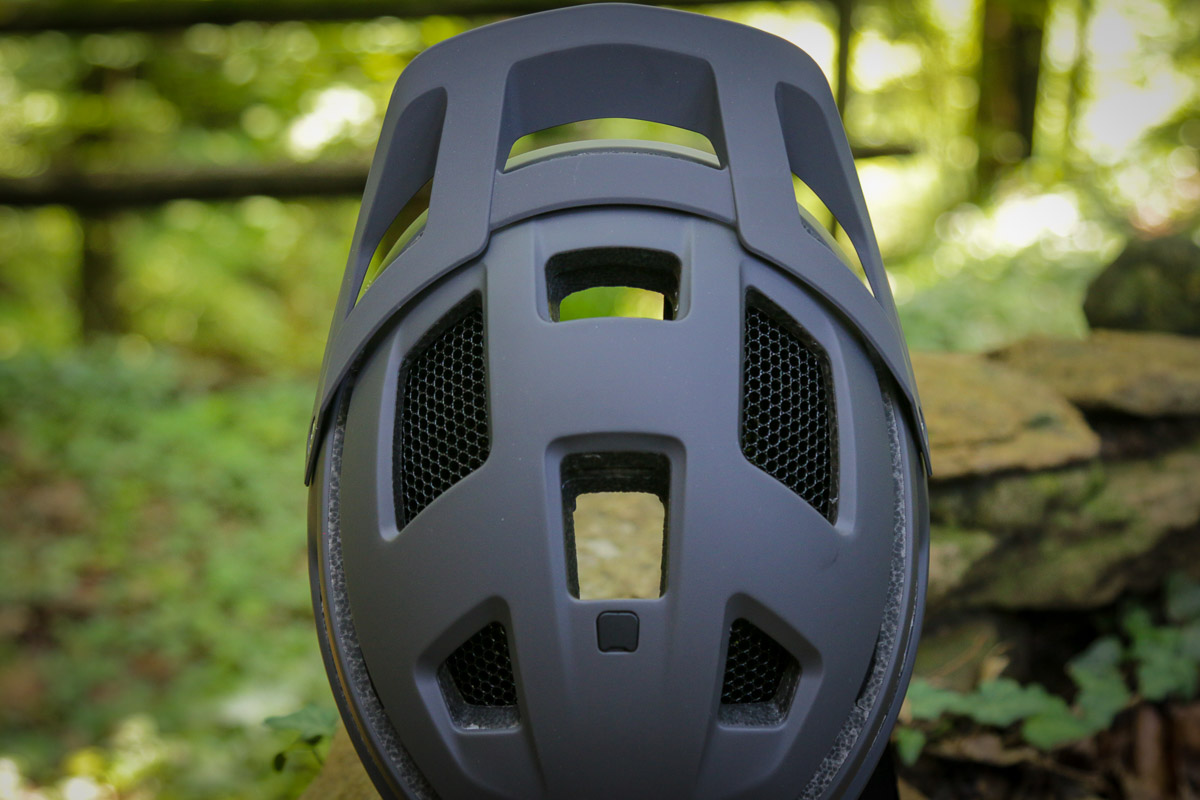 Review: Smith Forefront 2 offers more room, protection, & better ventilation