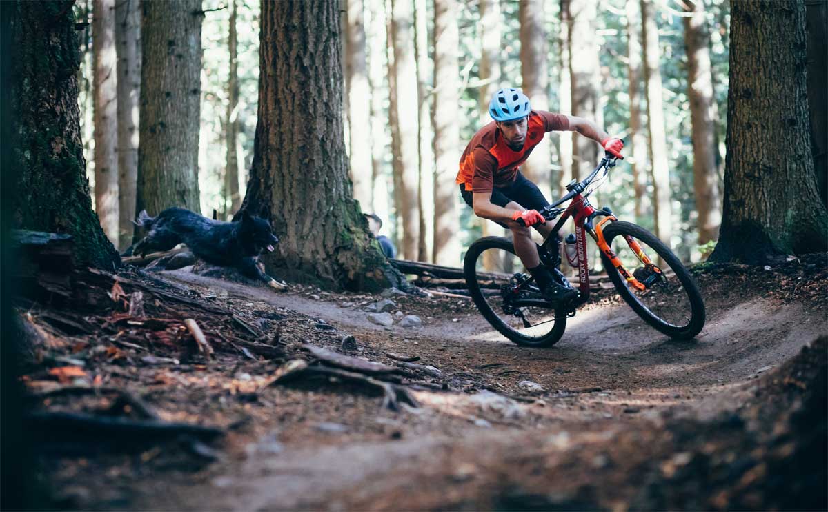 new Race Face Next SL lightweight carbon fiber mountain bike wheels for XC and trail bikes