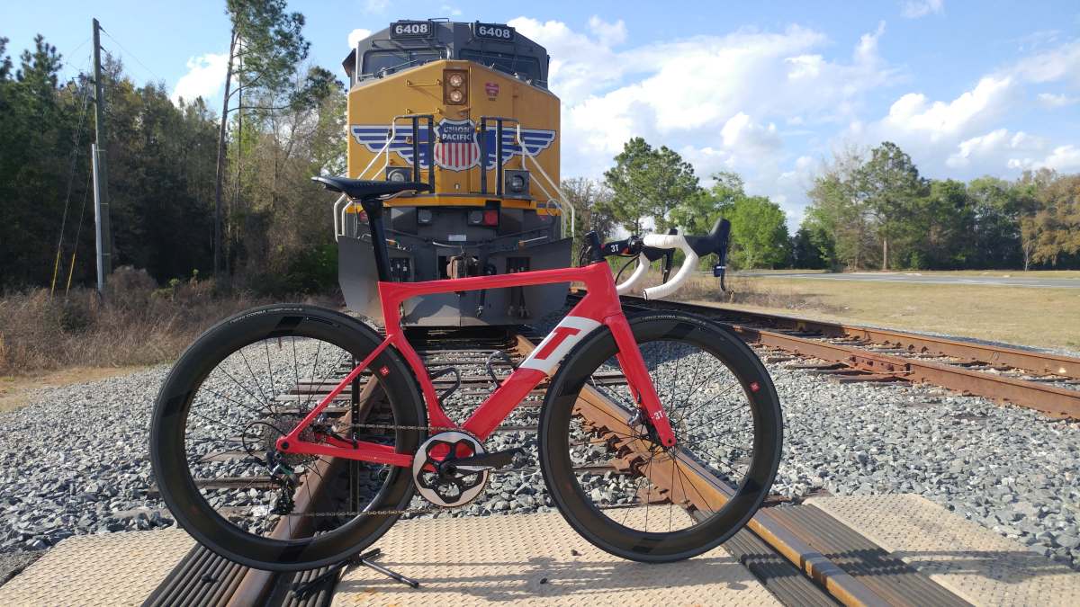 Review: 3T Strada – The 1x / Single Chainring Road Bike