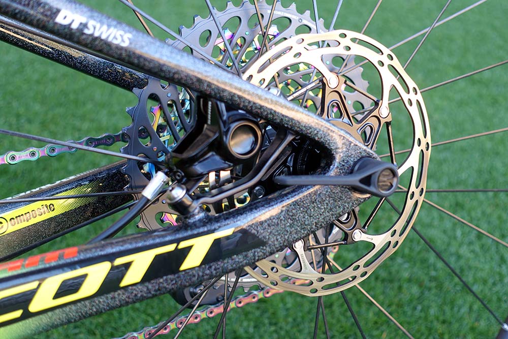 nino schurter pro bike check 2019 scott spark rc full suspension xc race mountain bike