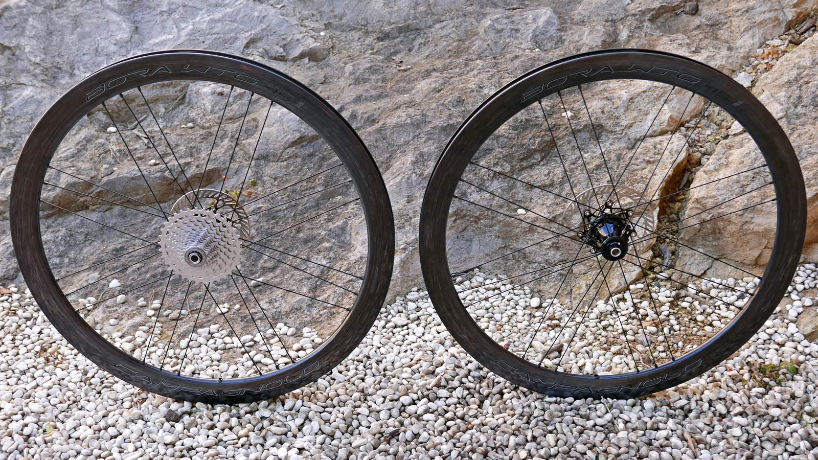 Campy Bora WTO 45 Disc aero road tubeless carbon disc brake road bike wheels