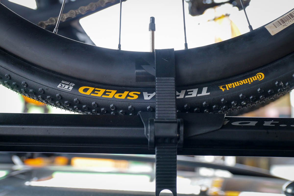 Continental teases gravel tires, Michelin DH tires to return, & more from Vee Tire Co.
