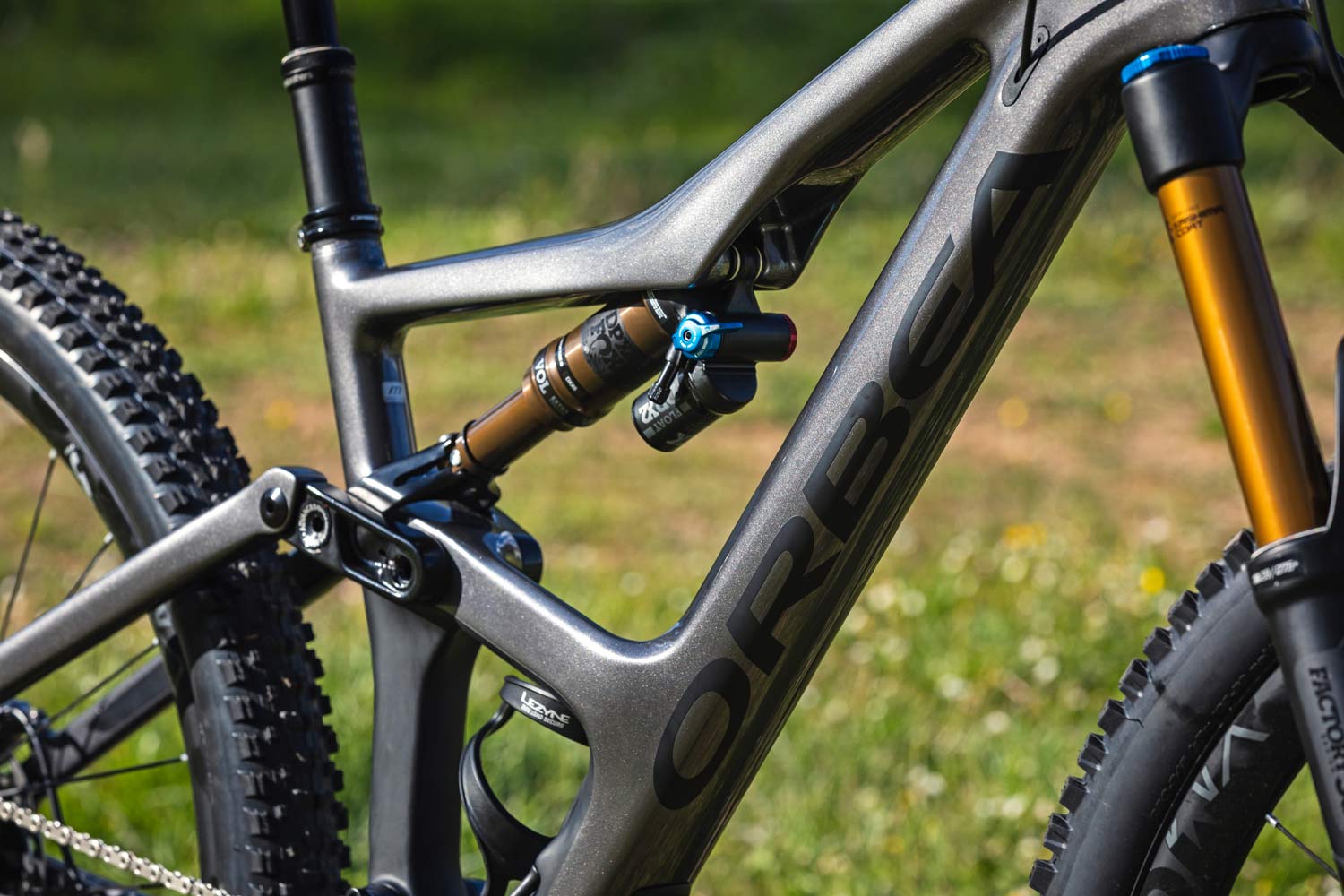 2020 Orbea Occam trail bike, 140mm all-mountain carbon 29er mountain bike