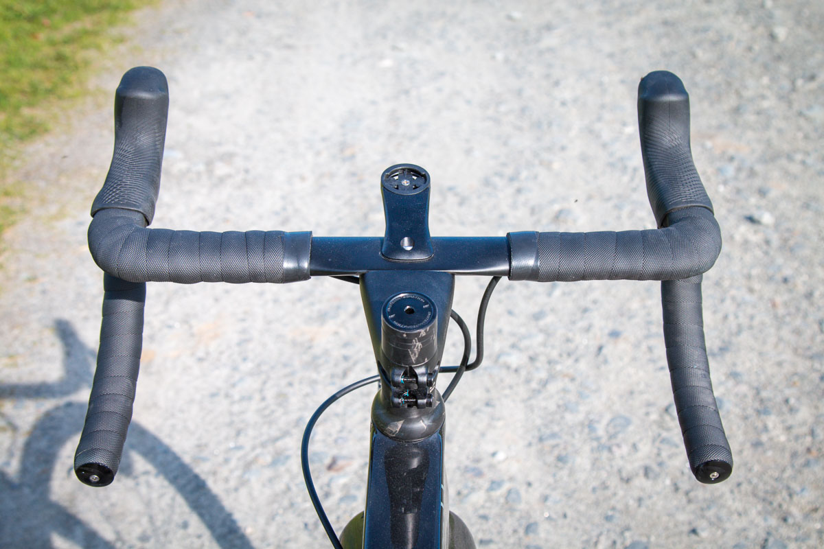 Cannondale Topstone Carbon gravel bike rolls a new frame with Kingpin rear suspension