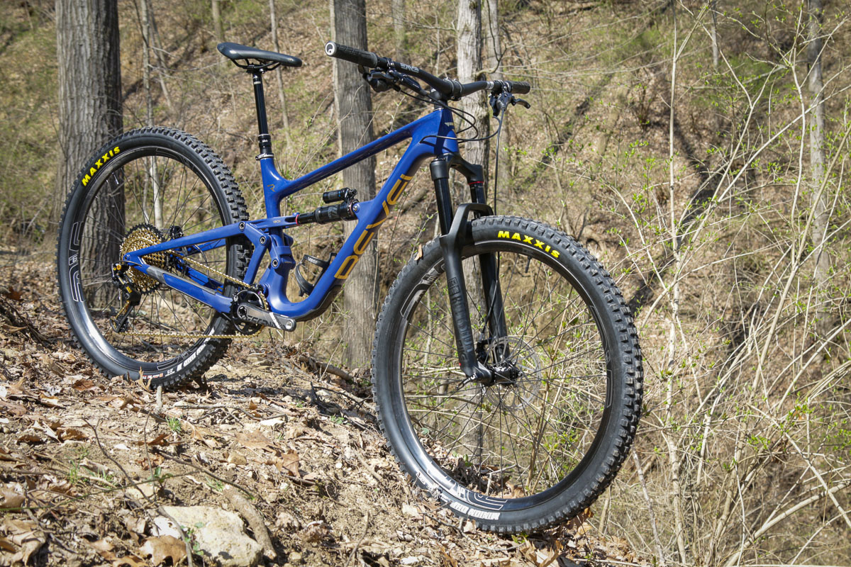 Revel Rascal 29er MTB CBF suspension