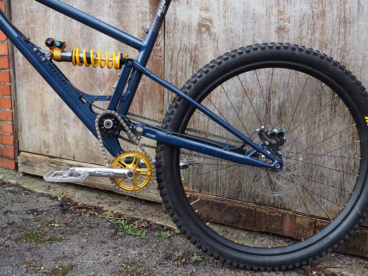 starling downhill mtb