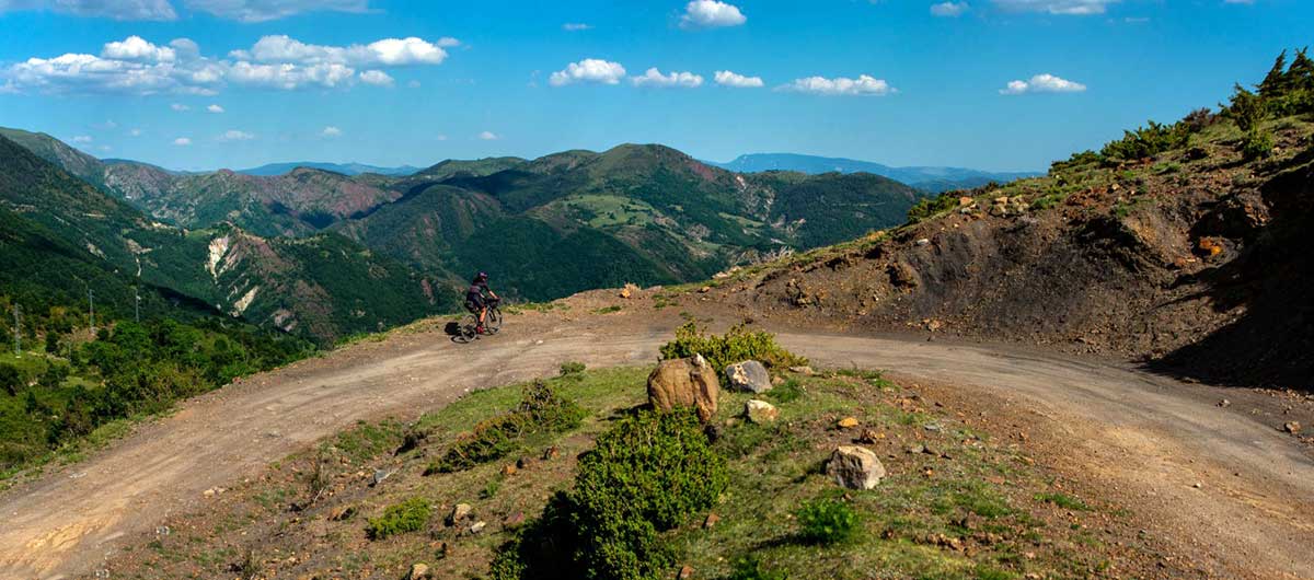 how to plan a cycling trip in the spanish pyrenees mountains for gravel bikes