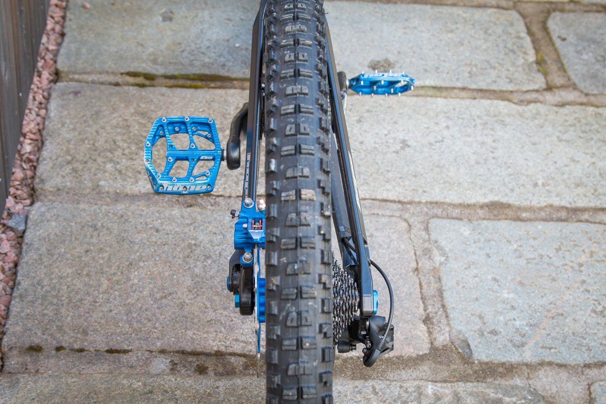 Hope HB130 aspires to be the perfect do-it-all trail bike