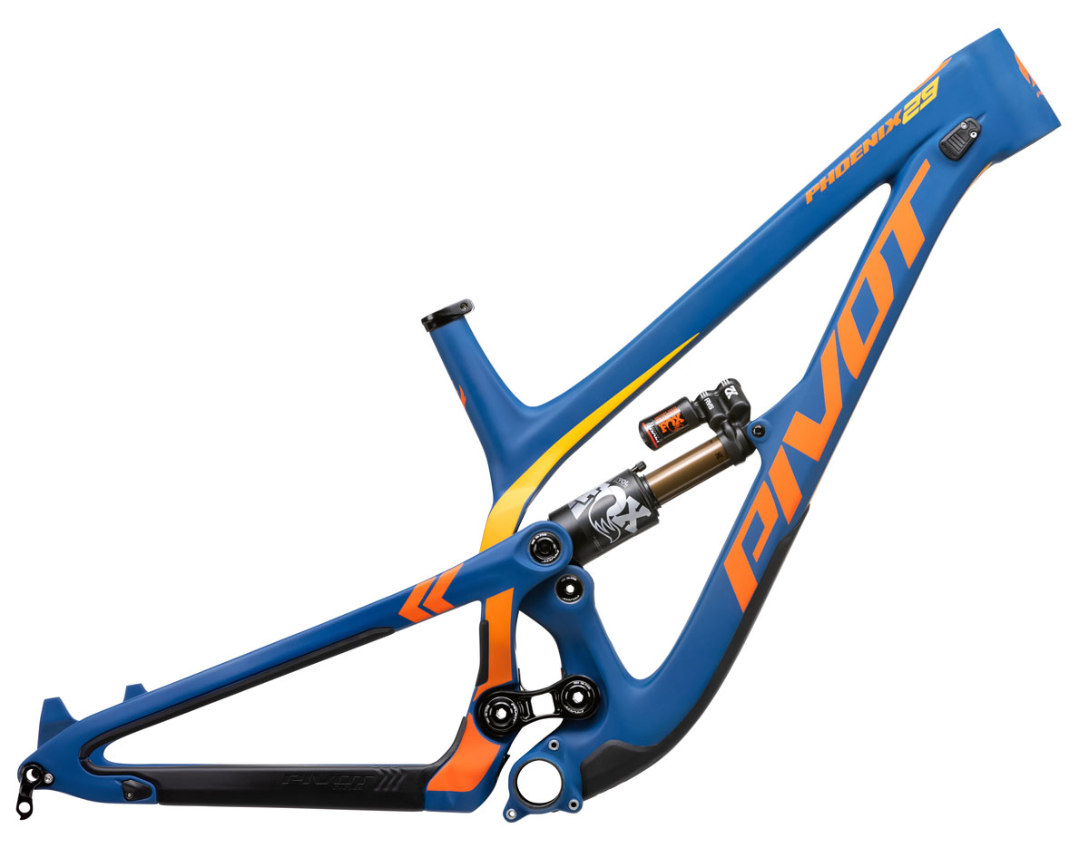 Pivot Phoenix 29 finally lands with big wheels and compact frame design