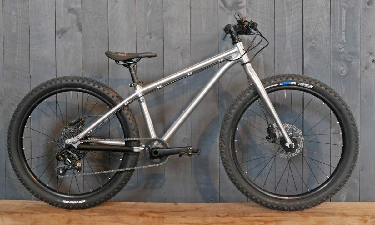 Early Rider + Lil Shredder affordable, lightweight aluminum alloy performance kids mountain bikes